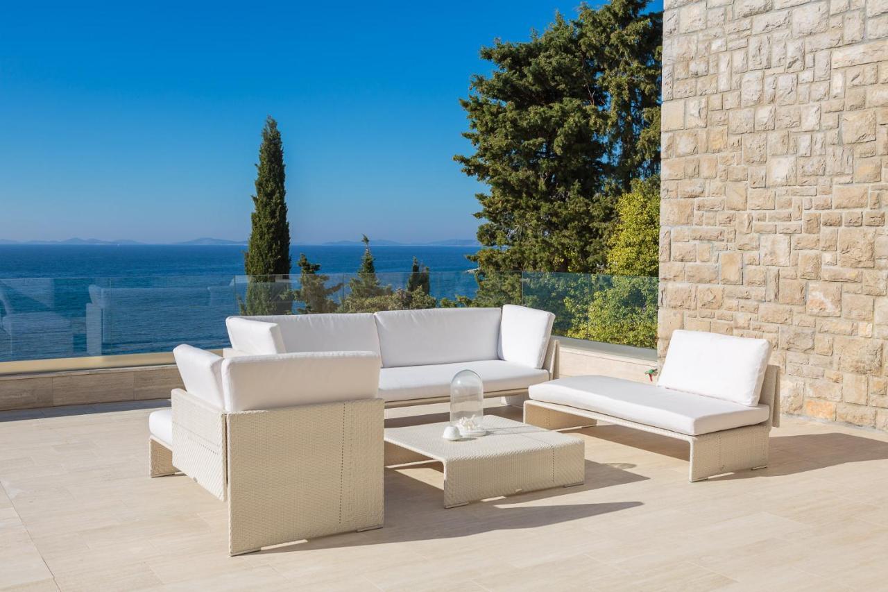 Luxury Seafront Villa Primosten Glamour With Private Pool, Sauna And Gym At The Beach In Primosten Bagian luar foto