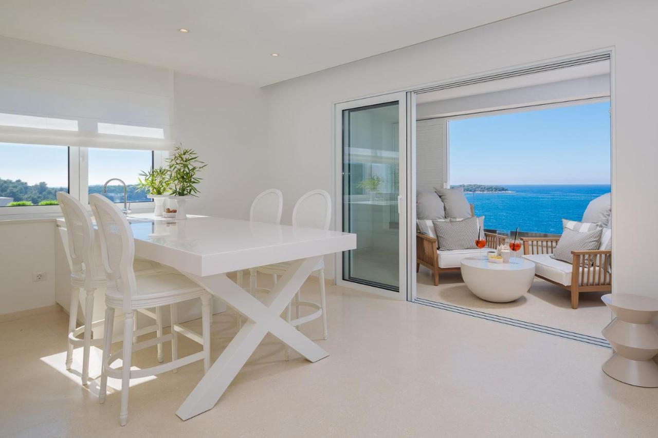 Luxury Seafront Villa Primosten Glamour With Private Pool, Sauna And Gym At The Beach In Primosten Bagian luar foto